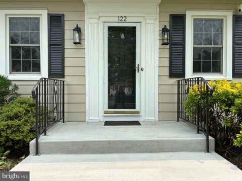 Homes For Rent - 122 Homestead Avenue<br/> HAMILTON, NJ 08610