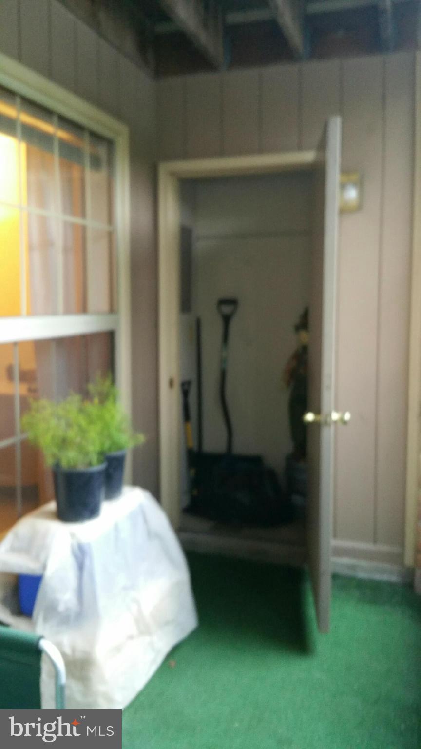 THE POINTE - Residential