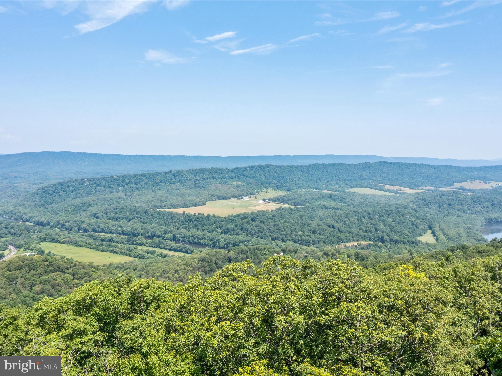 QUAINT HILLS MOUNTAIN SECTION - Land
