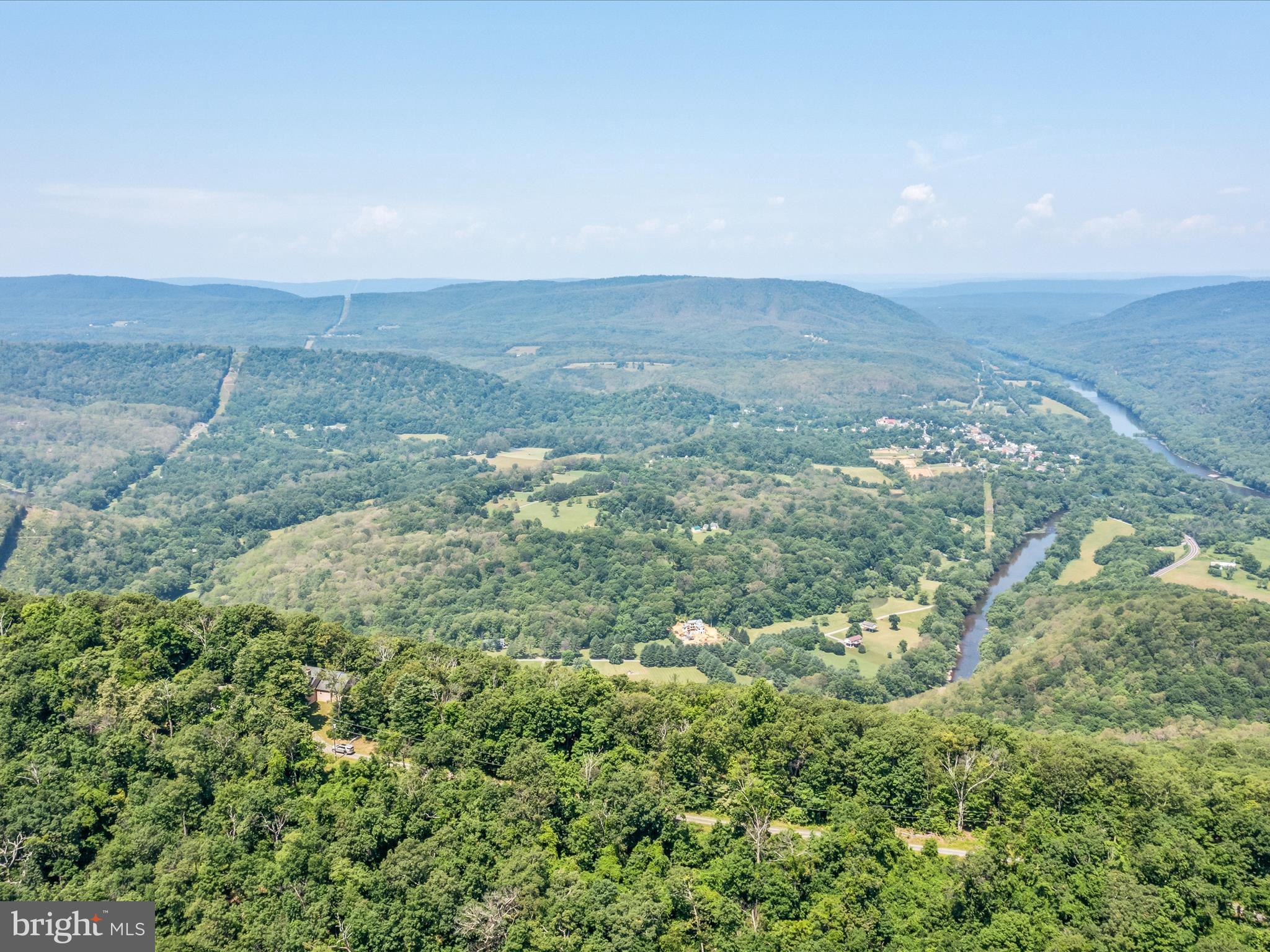 QUAINT HILLS MOUNTAIN SECTION - Land