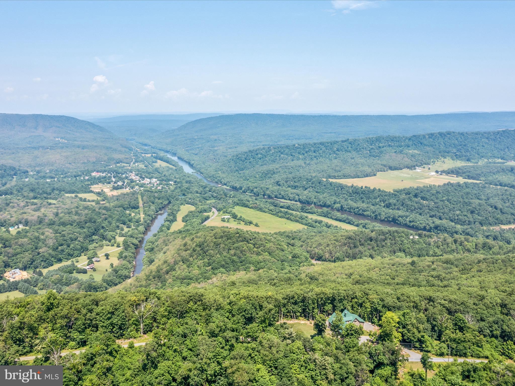 QUAINT HILLS MOUNTAIN SECTION - Land