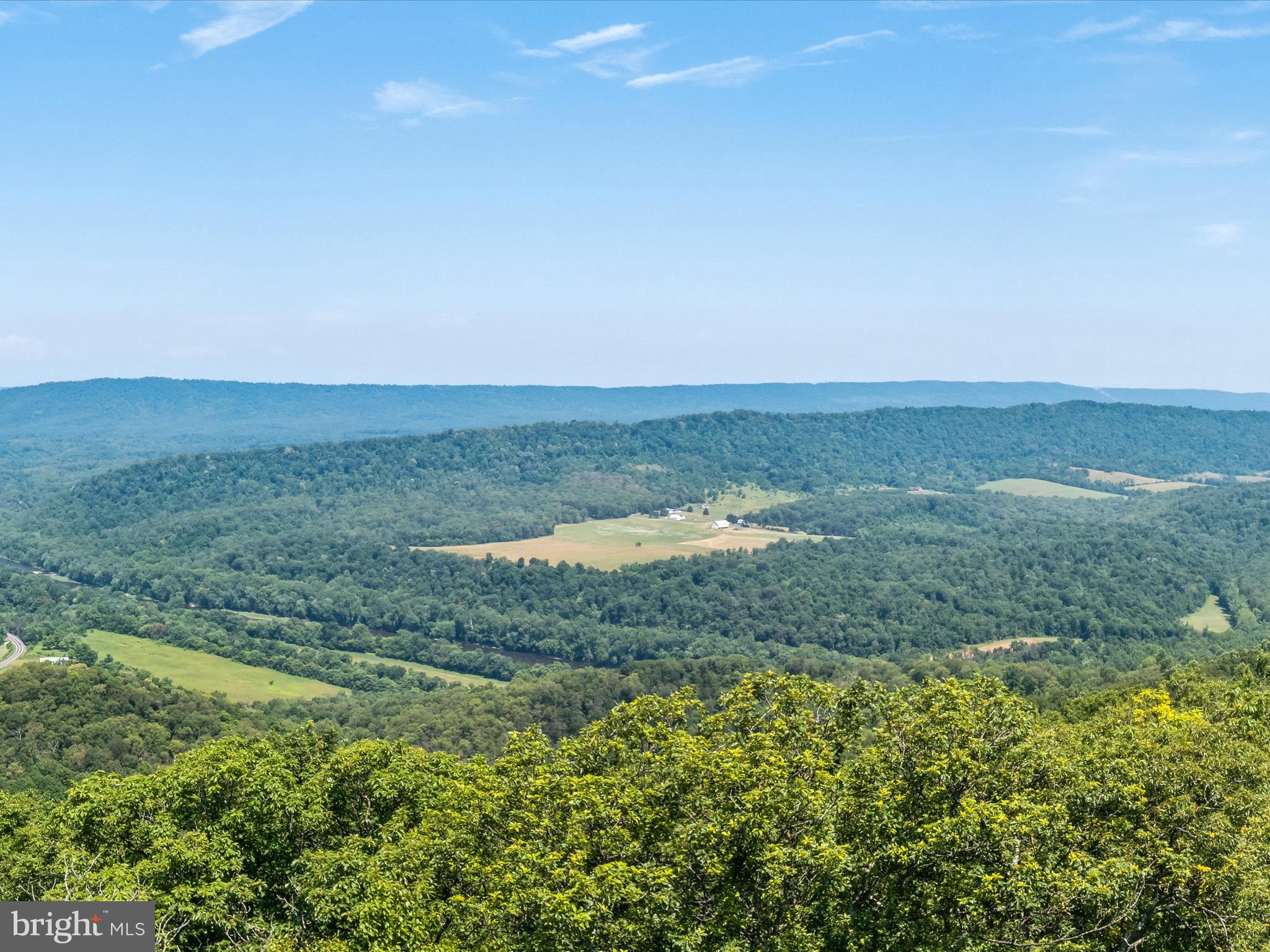 QUAINT HILLS MOUNTAIN SECTION - Land