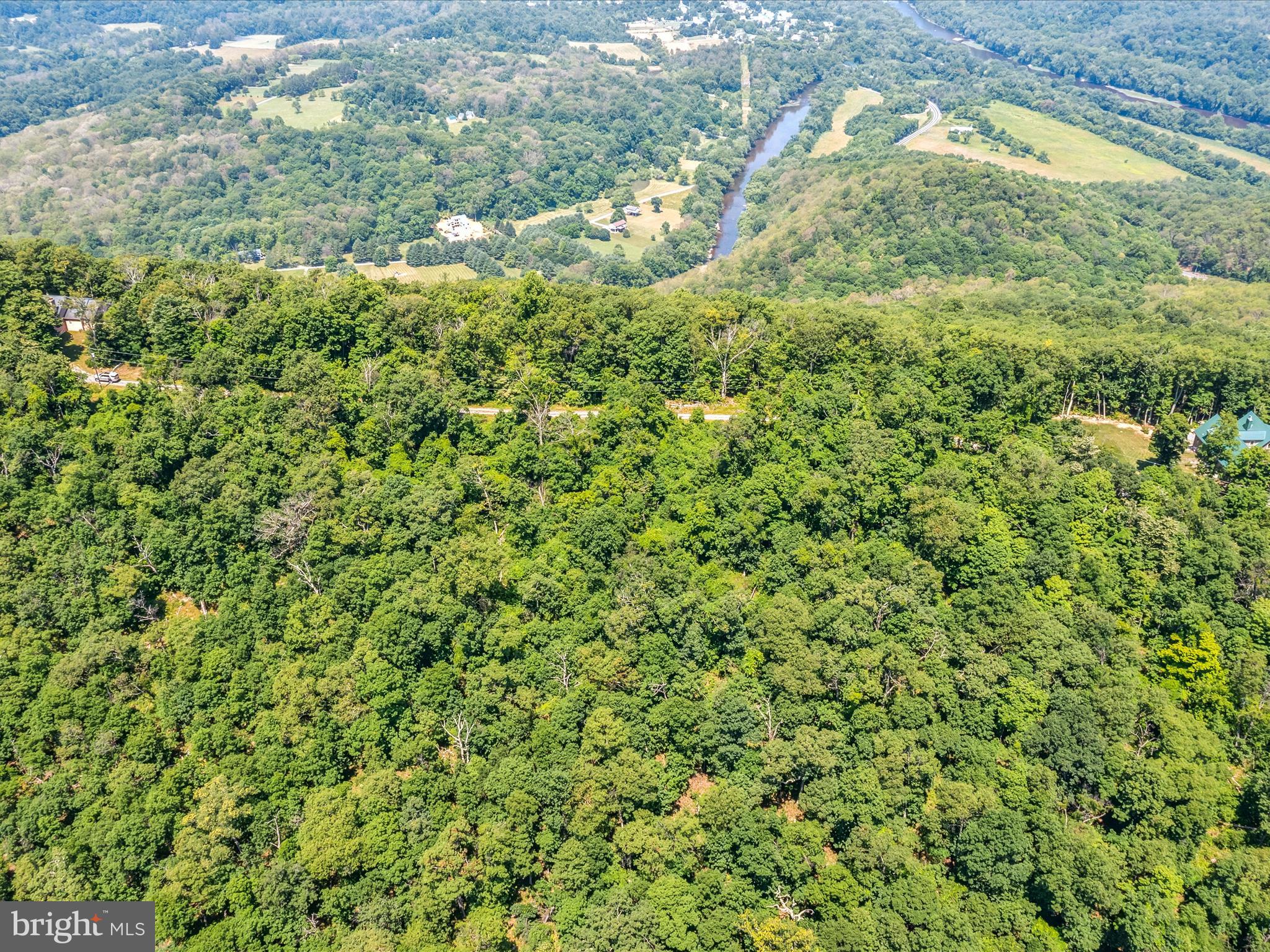 QUAINT HILLS MOUNTAIN SECTION - Land