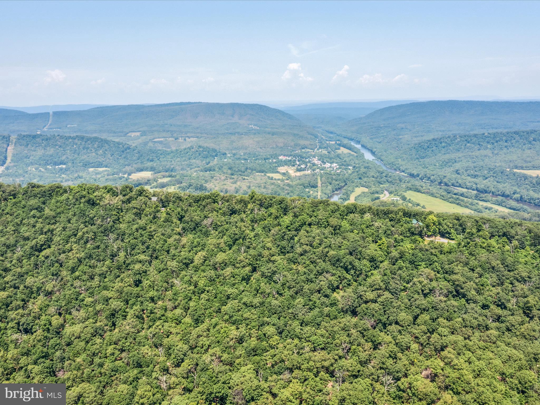 QUAINT HILLS MOUNTAIN SECTION - Land