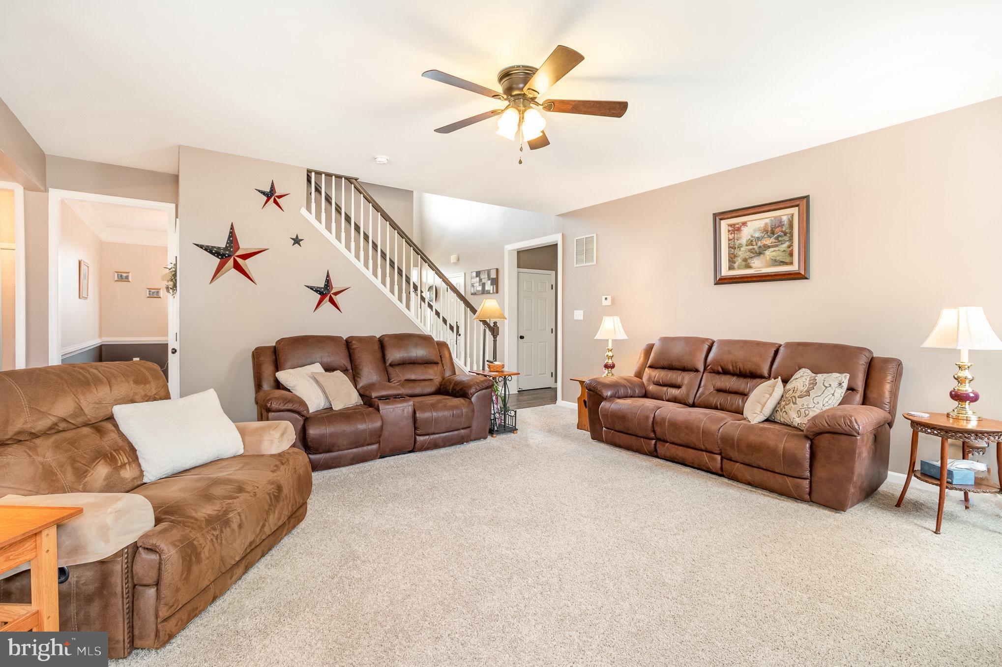 ROLLING HILLS ESTATES - Residential