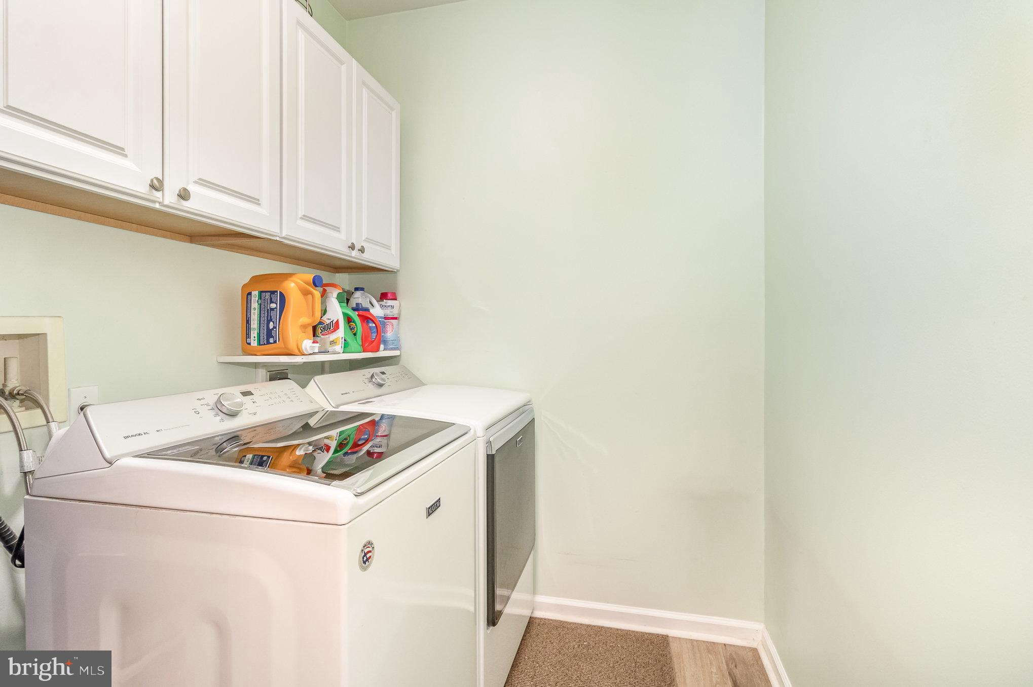 ROLLING HILLS ESTATES - Residential