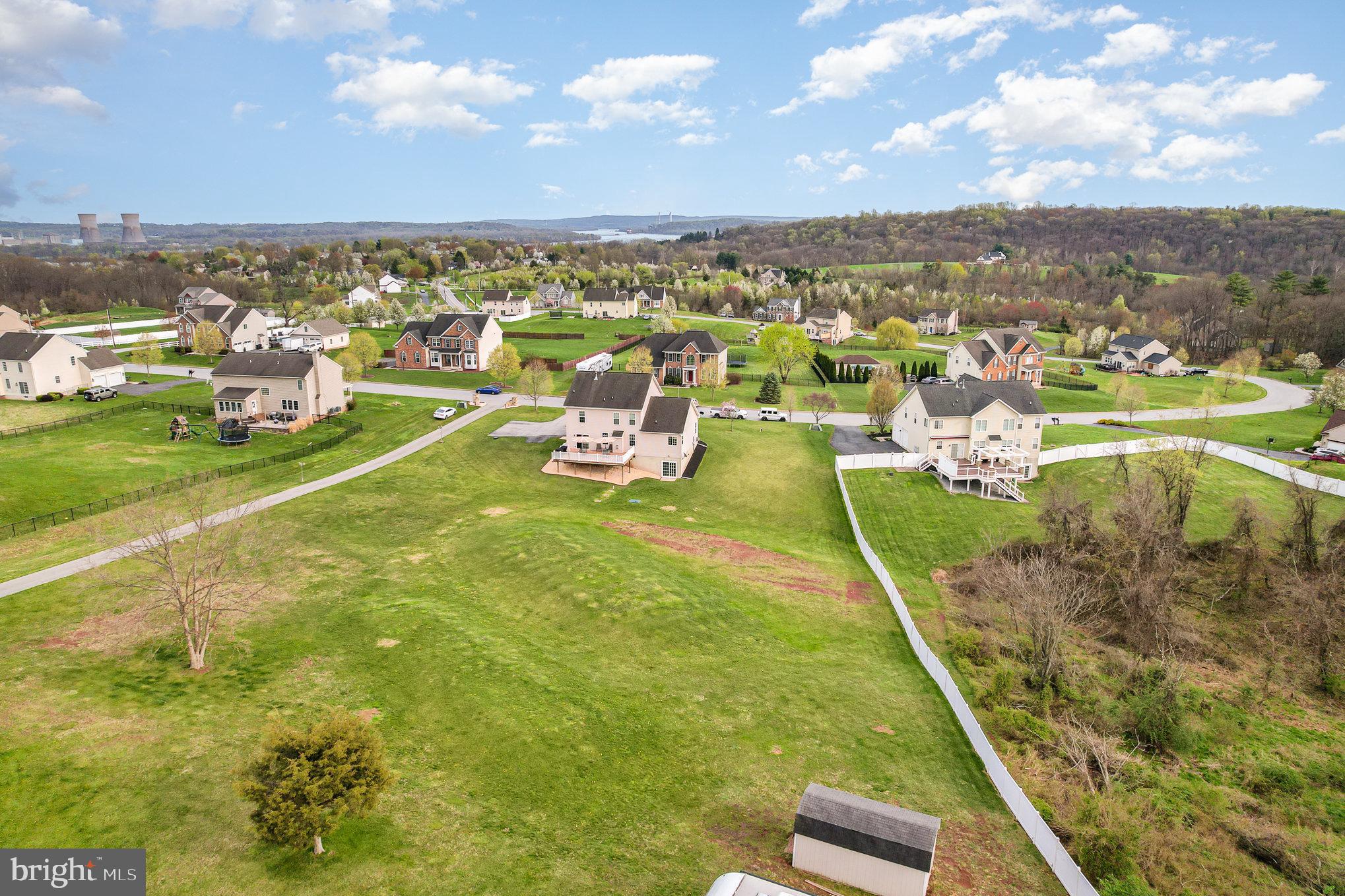 ROLLING HILLS ESTATES - Residential