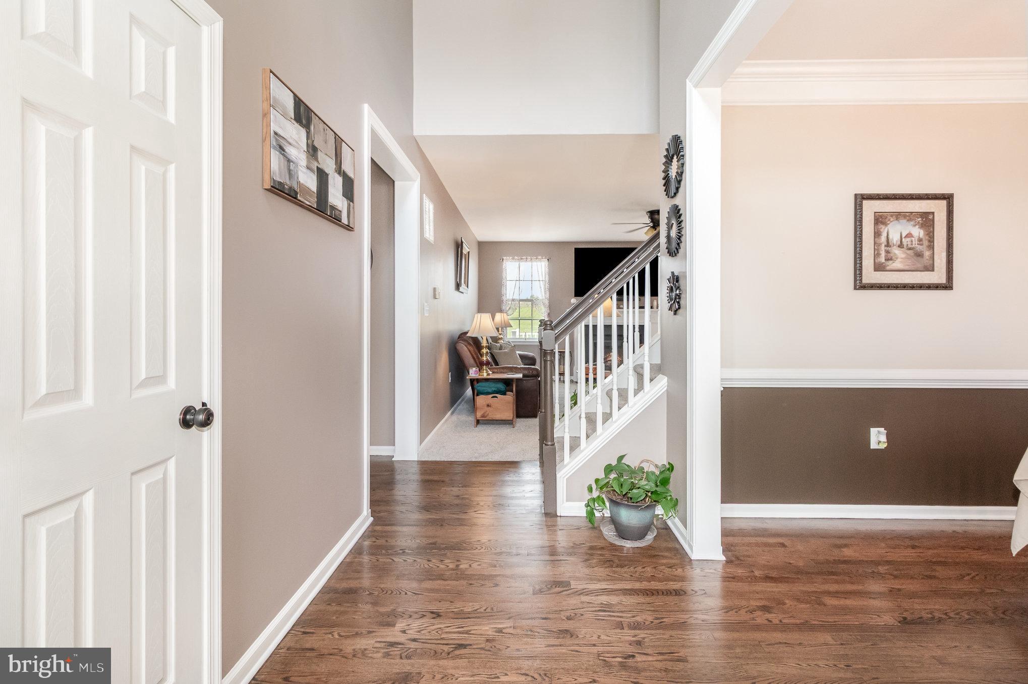 ROLLING HILLS ESTATES - Residential