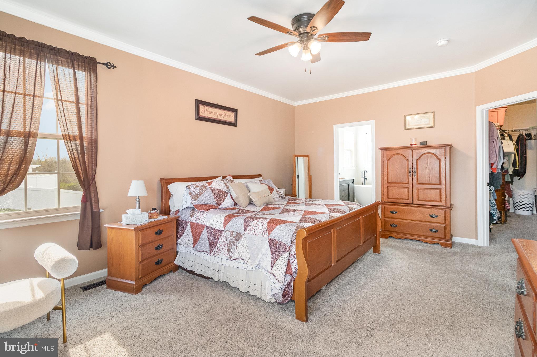 ROLLING HILLS ESTATES - Residential