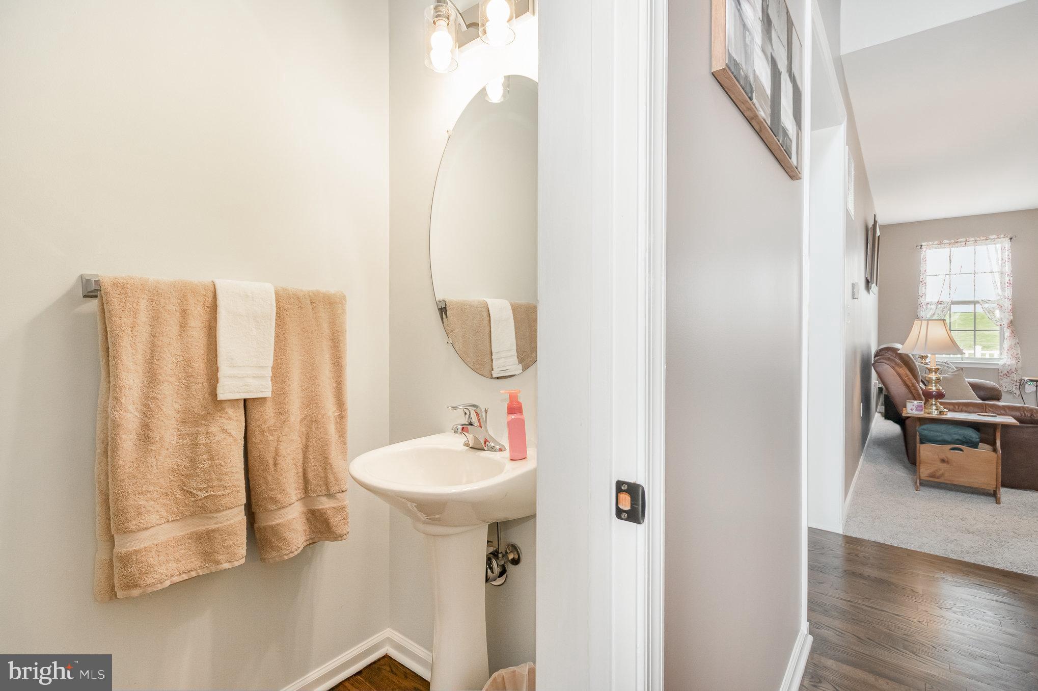 ROLLING HILLS ESTATES - Residential