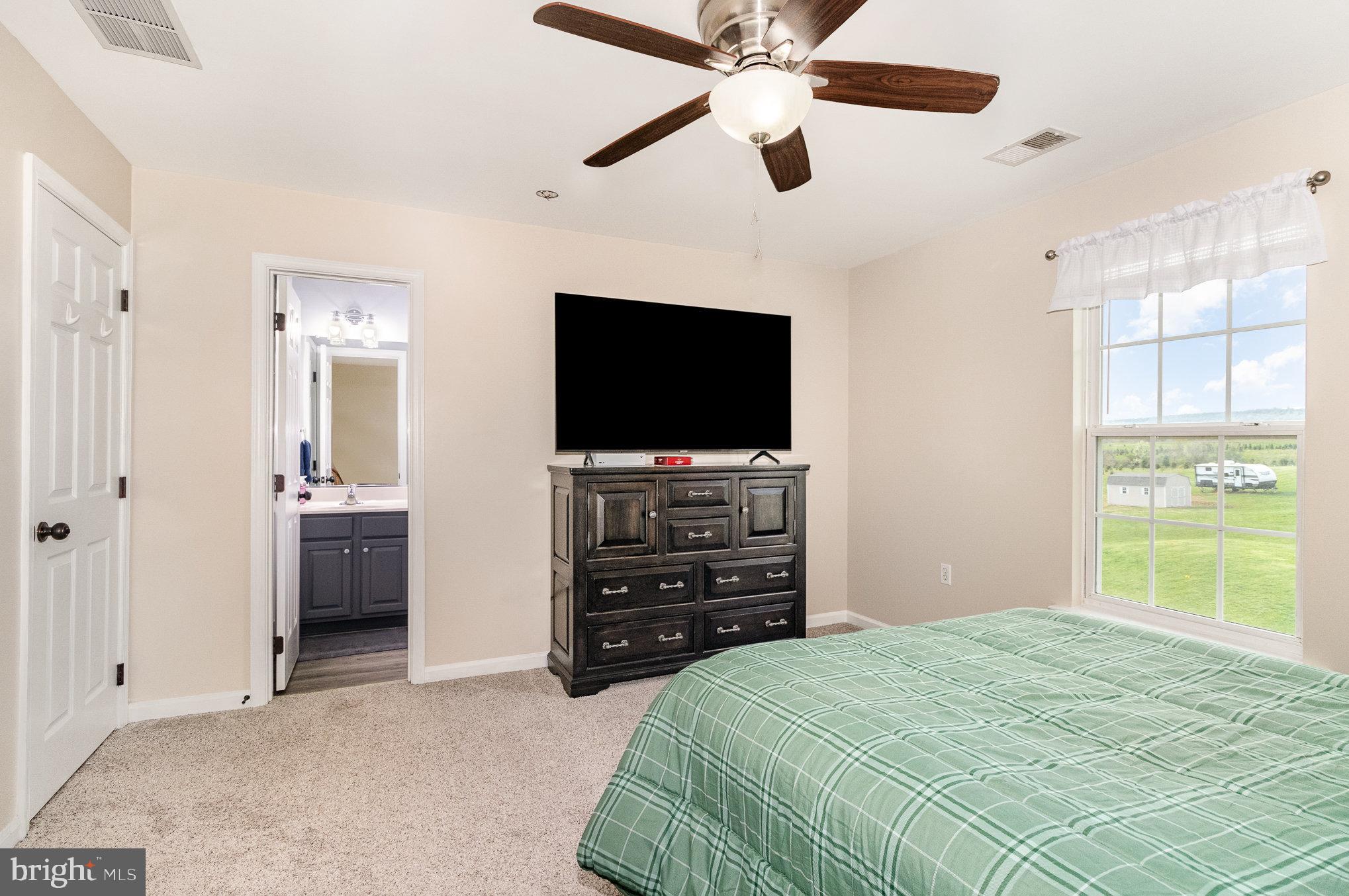 ROLLING HILLS ESTATES - Residential