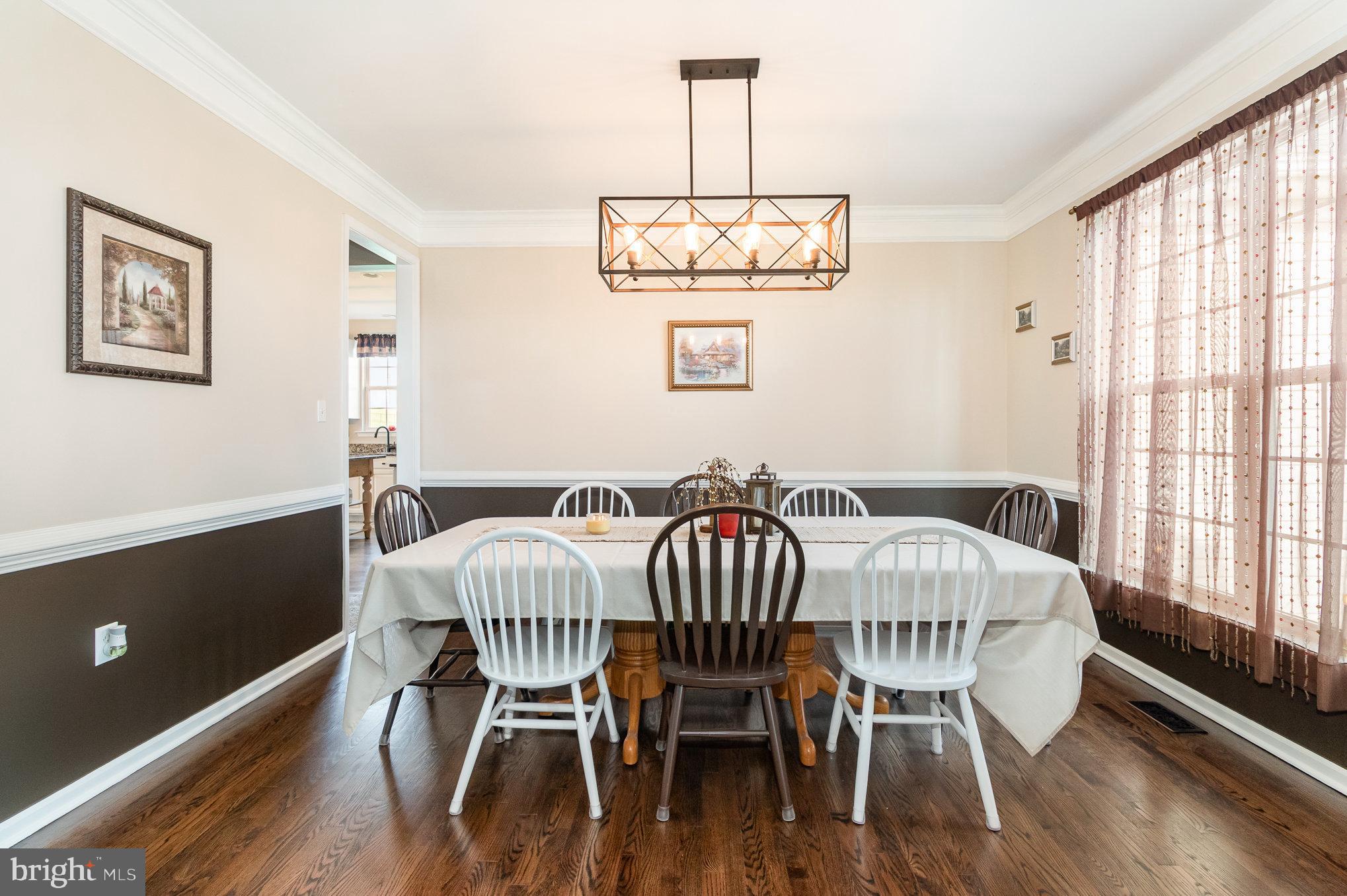 ROLLING HILLS ESTATES - Residential