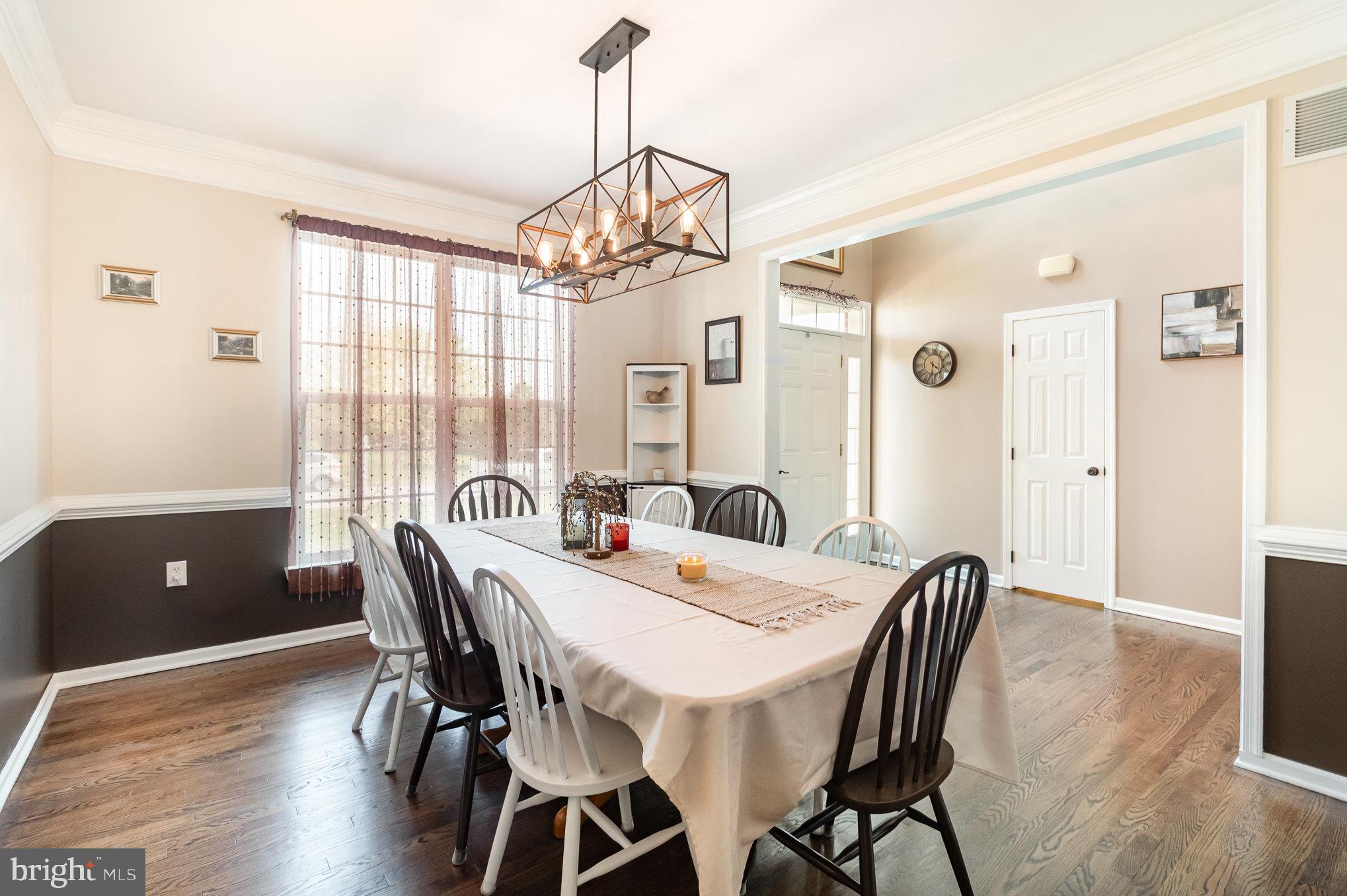 ROLLING HILLS ESTATES - Residential