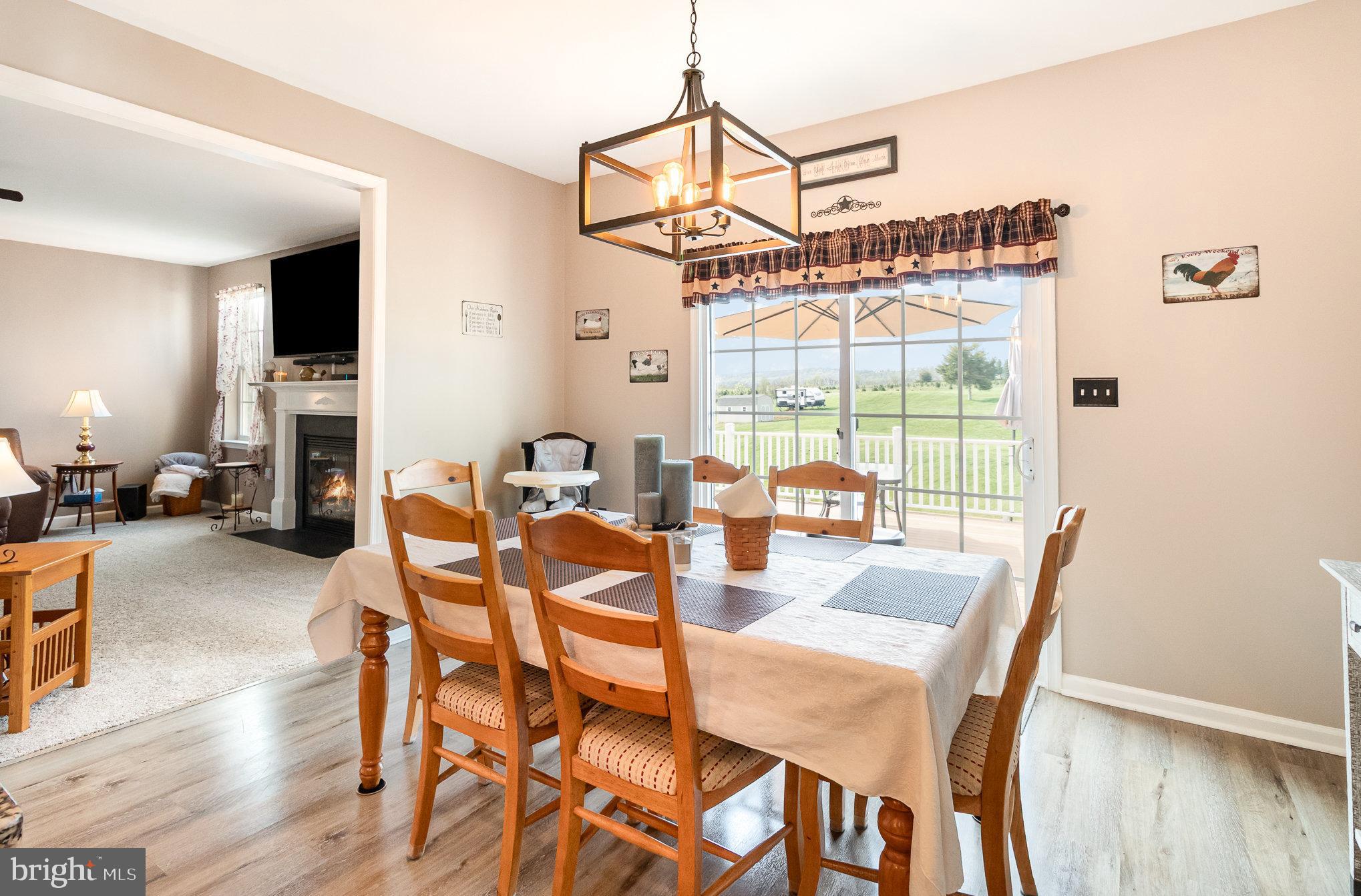 ROLLING HILLS ESTATES - Residential