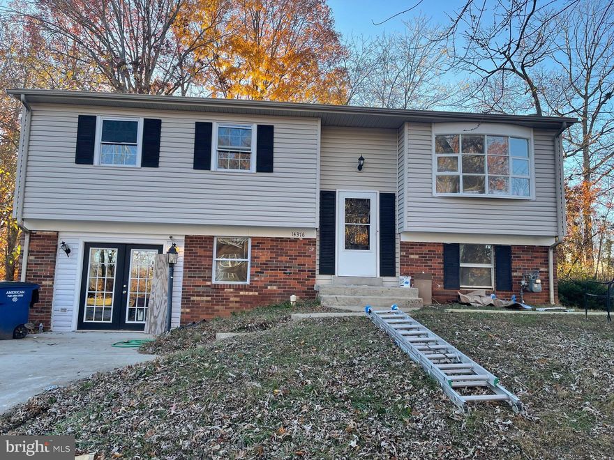 New Pricing! Move in ready!  New floor, paint and appliances. So much of inside spaces! Showes well.