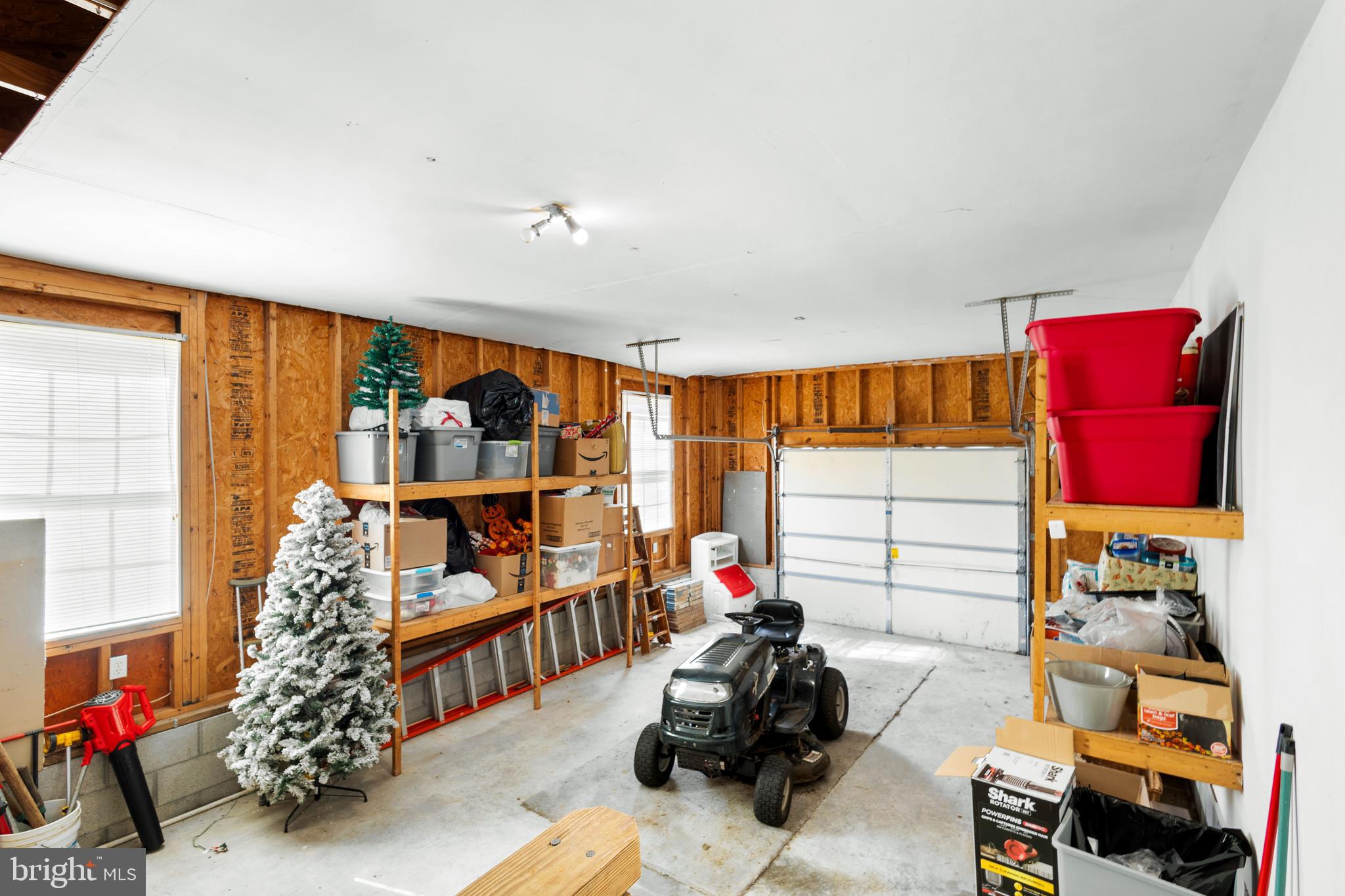 CABIN POINT - Residential