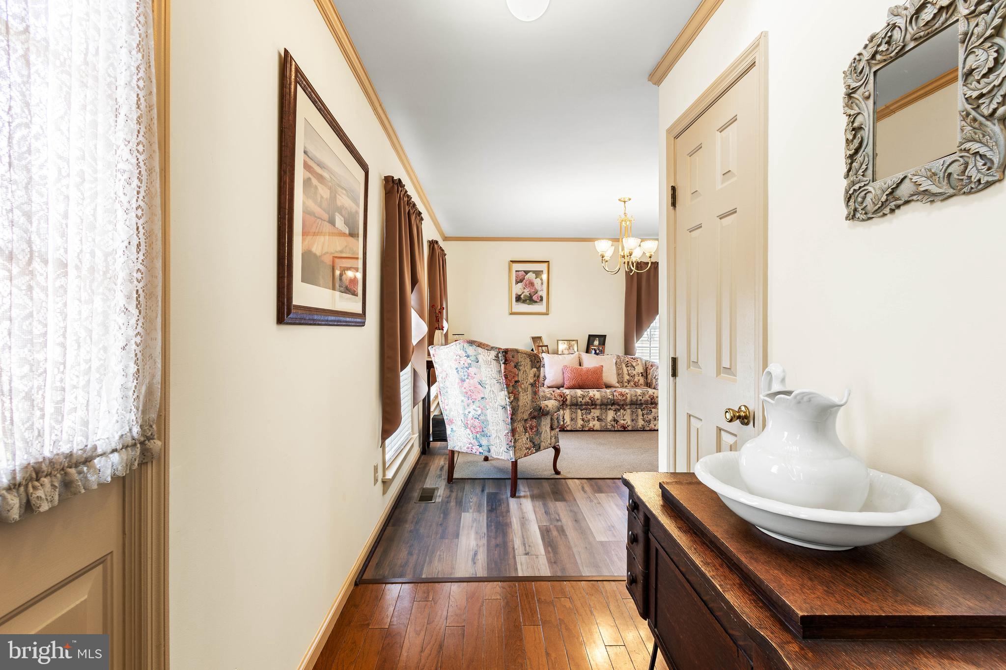 CABIN POINT - Residential