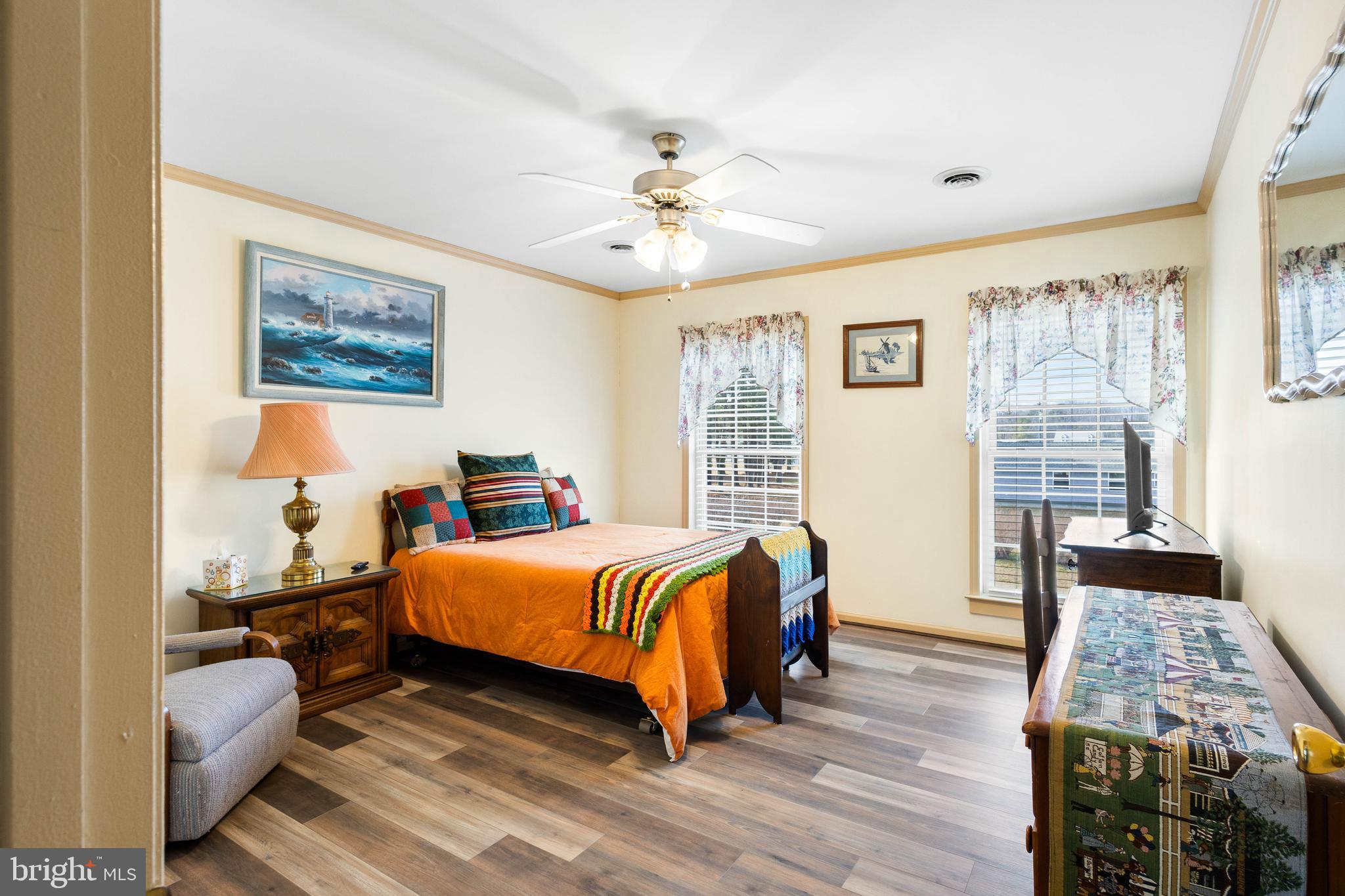 CABIN POINT - Residential