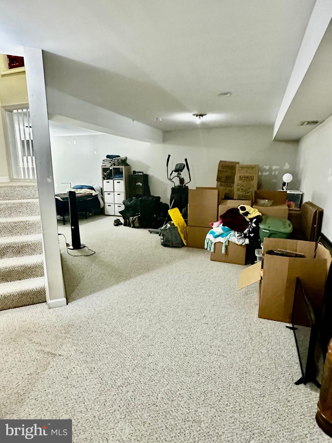 SOUTH RIDING - Residential