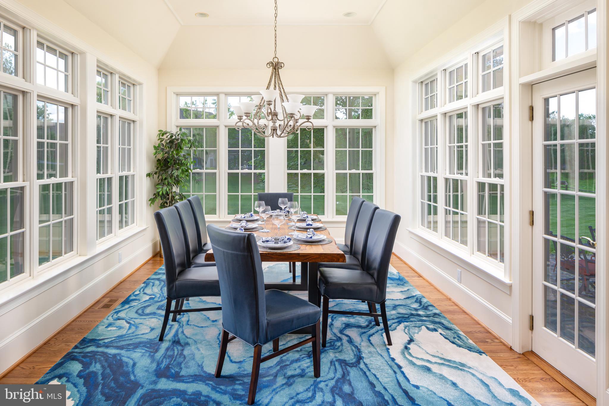 WHITEGATE - Residential