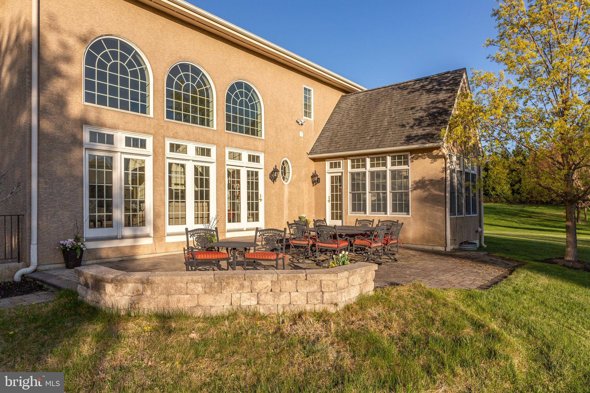 WHITEGATE - Residential