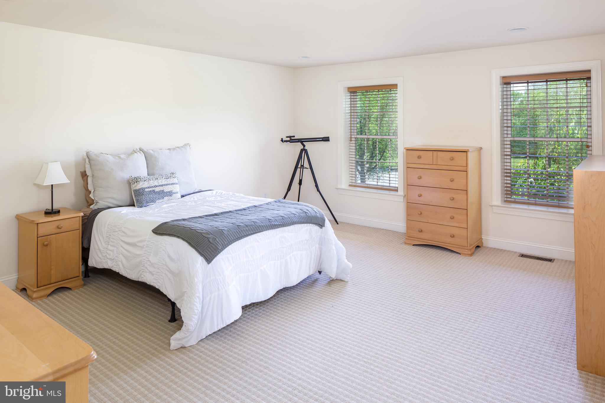 WHITEGATE - Residential