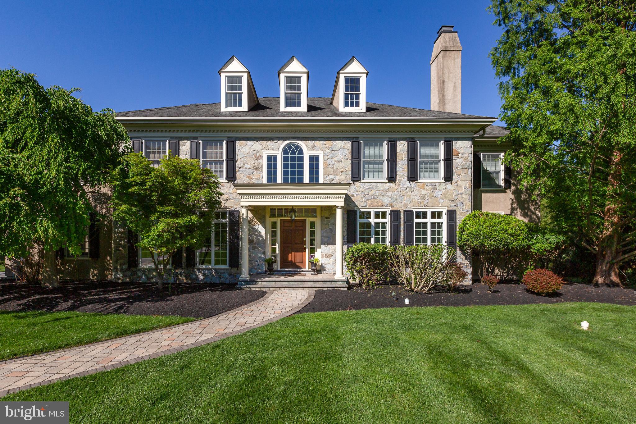 WHITEGATE - Residential