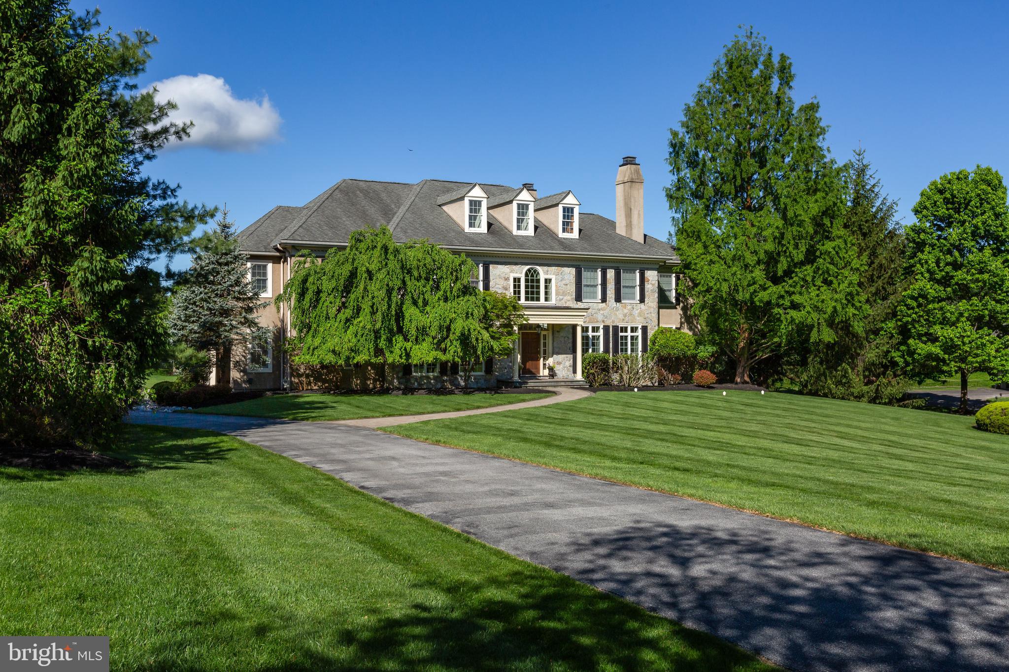 WHITEGATE - Residential