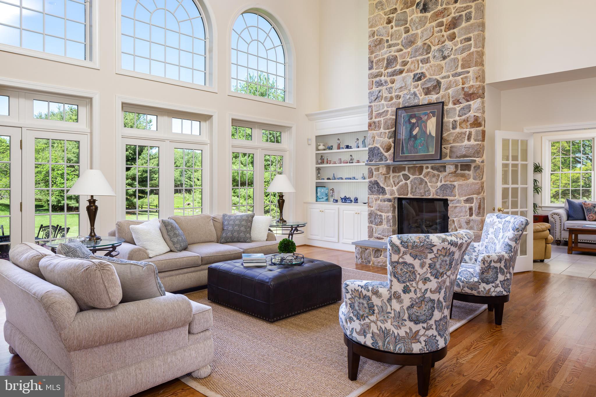 WHITEGATE - Residential