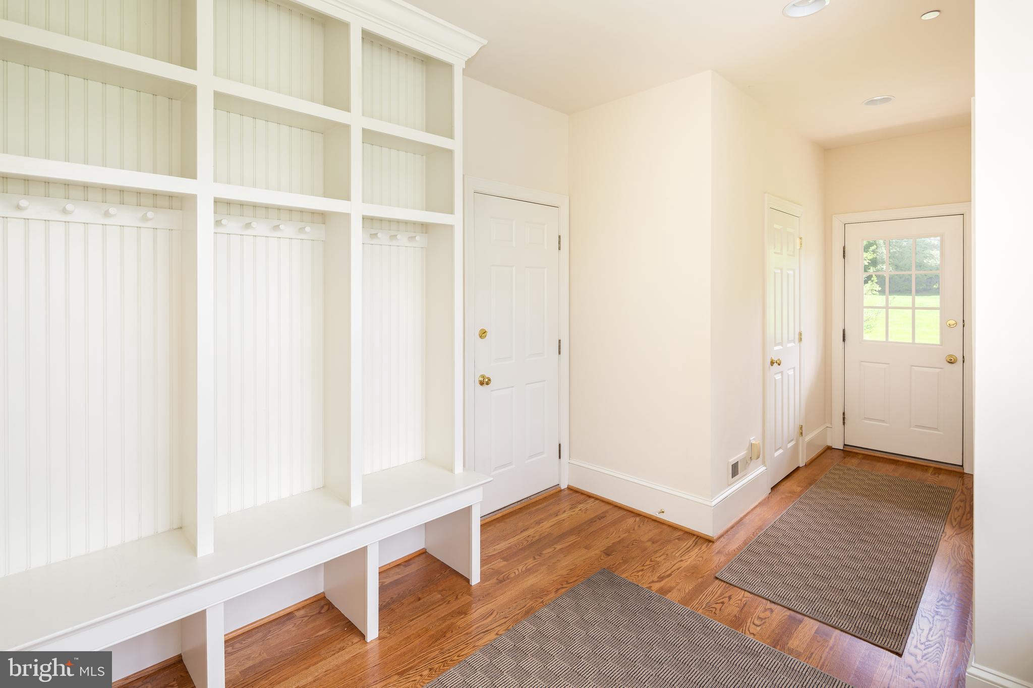 WHITEGATE - Residential