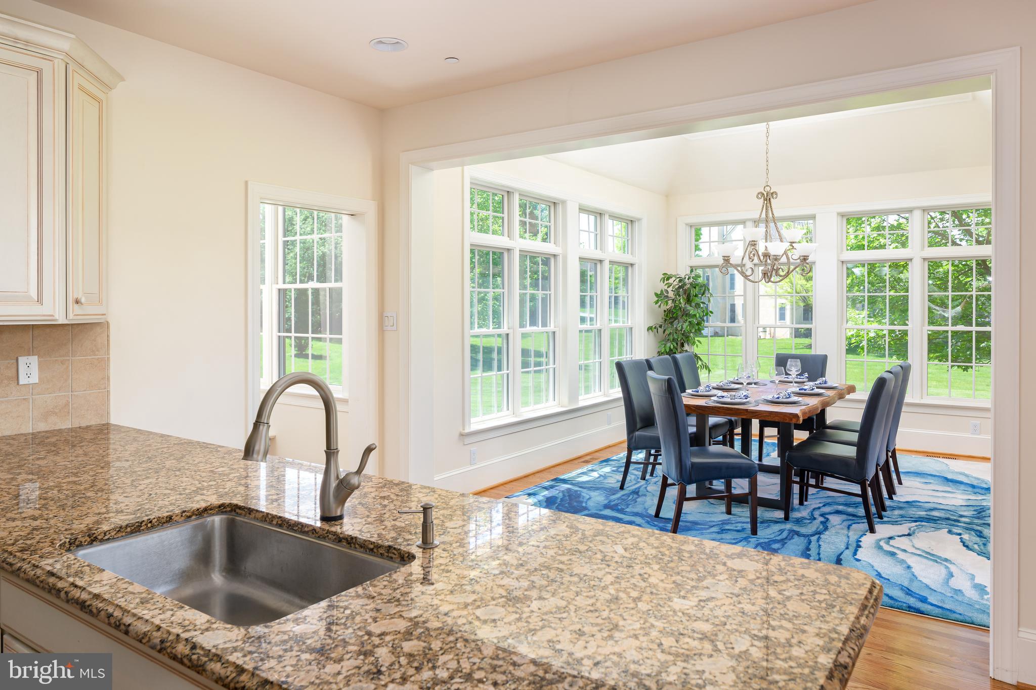 WHITEGATE - Residential