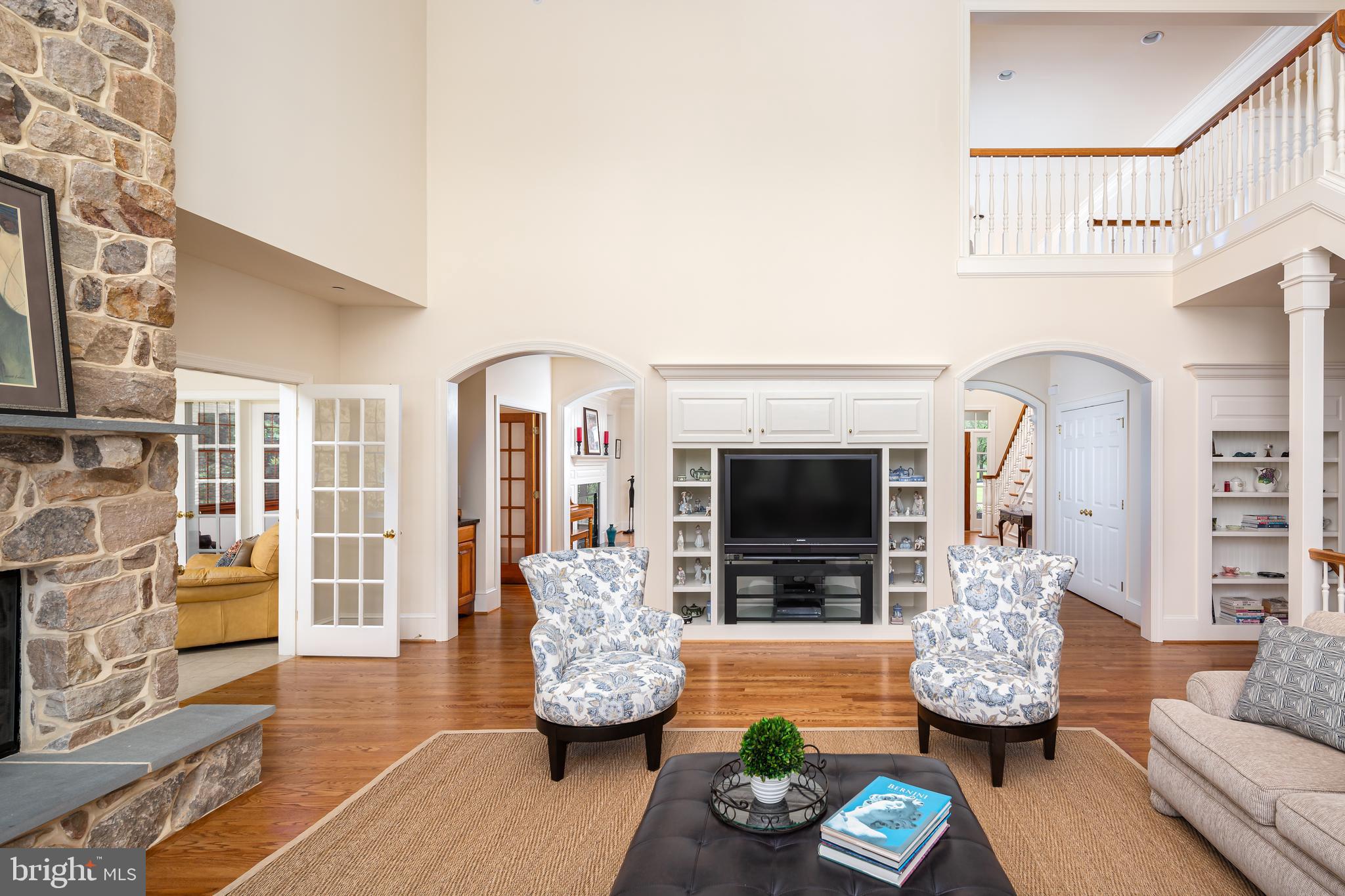 WHITEGATE - Residential