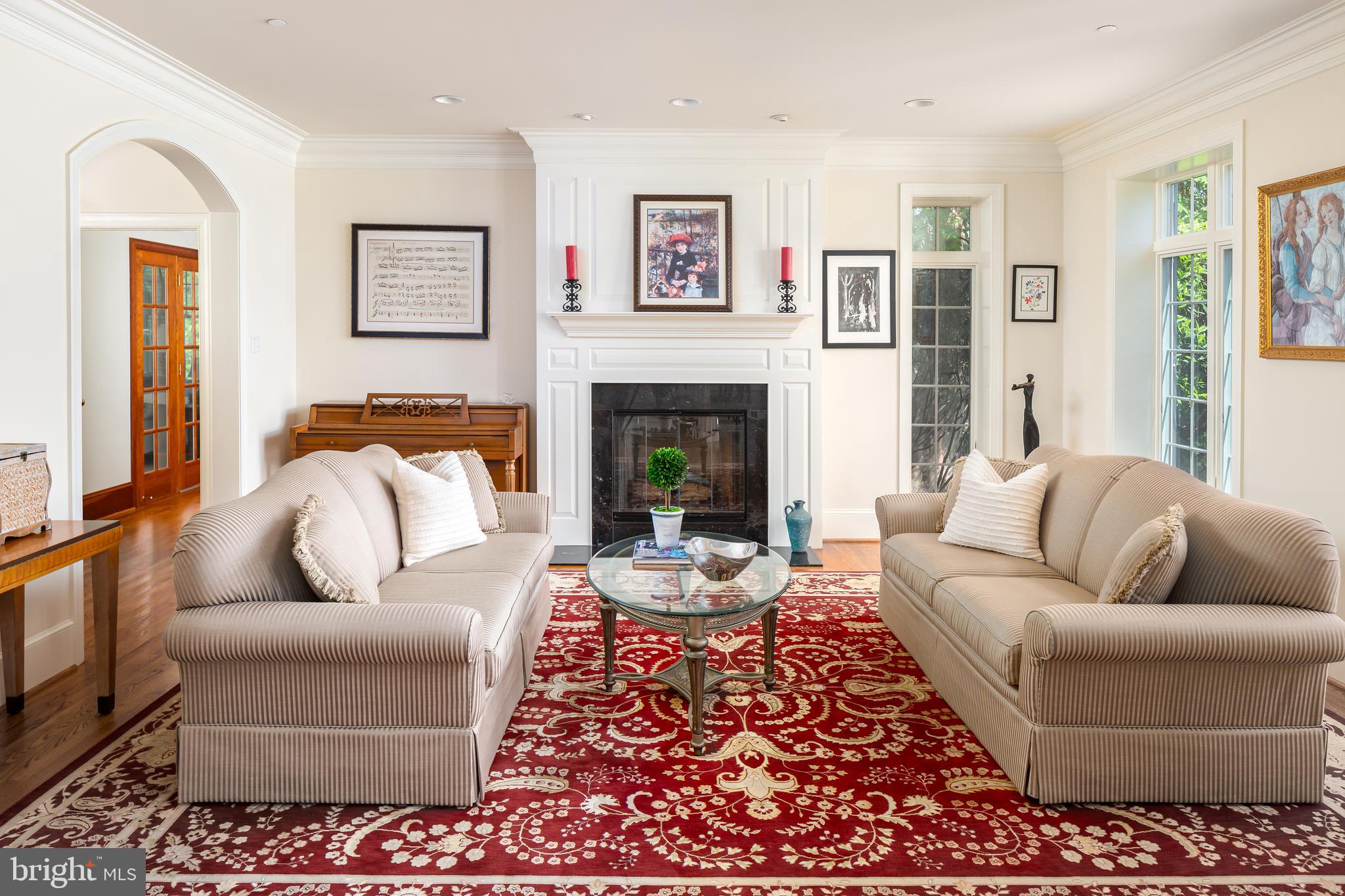 WHITEGATE - Residential