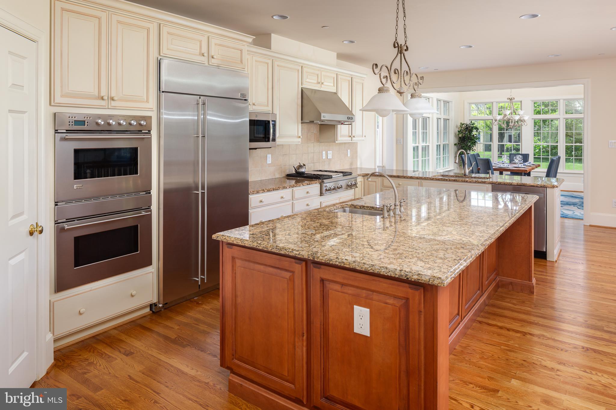 WHITEGATE - Residential