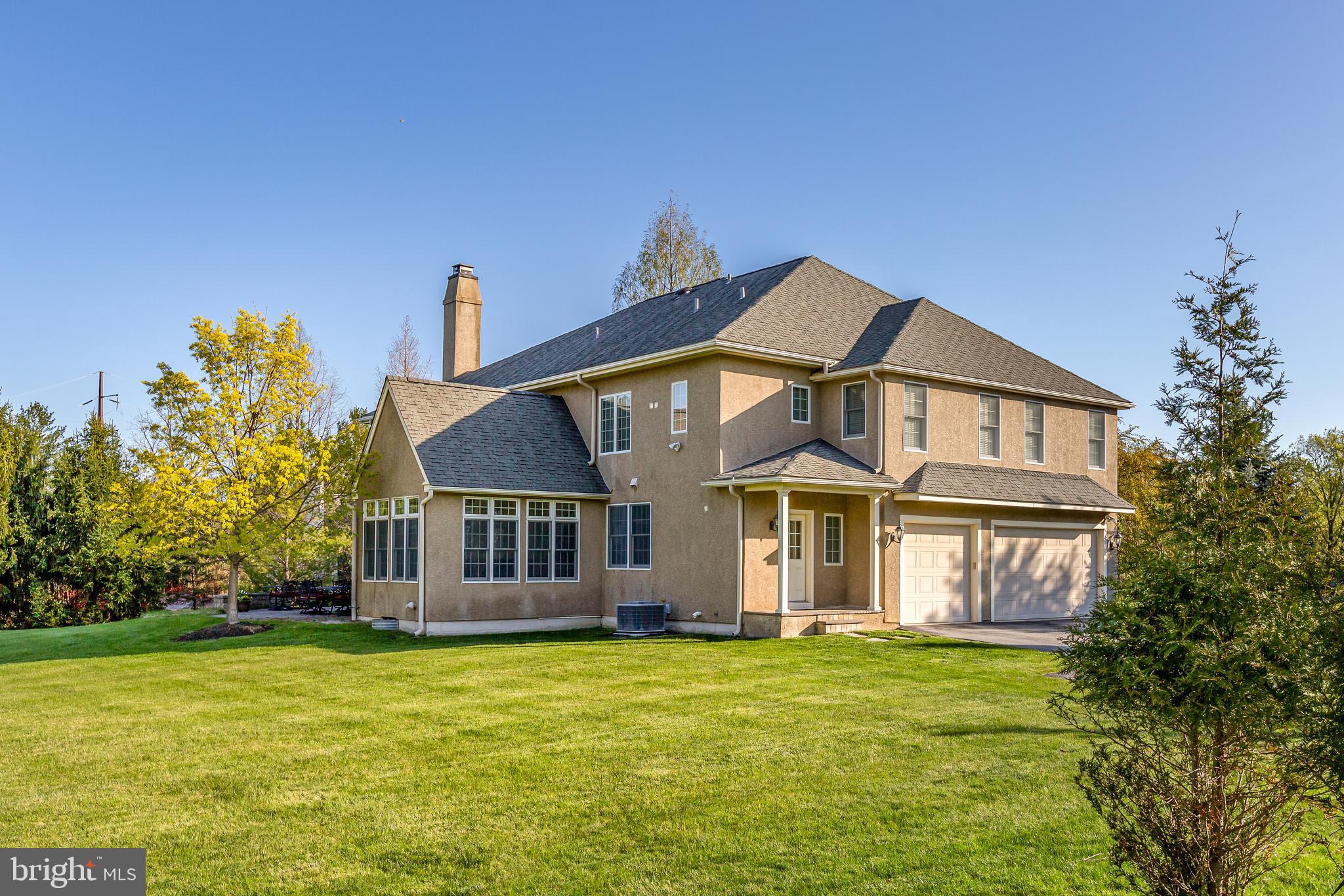 WHITEGATE - Residential