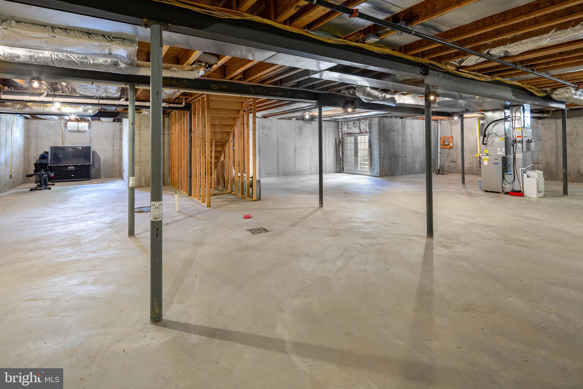 WHITEGATE - Residential