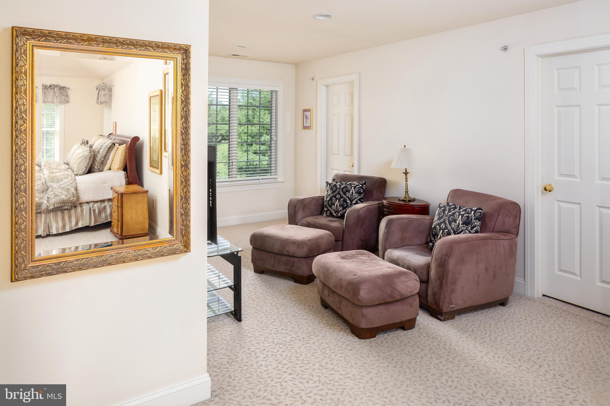 WHITEGATE - Residential