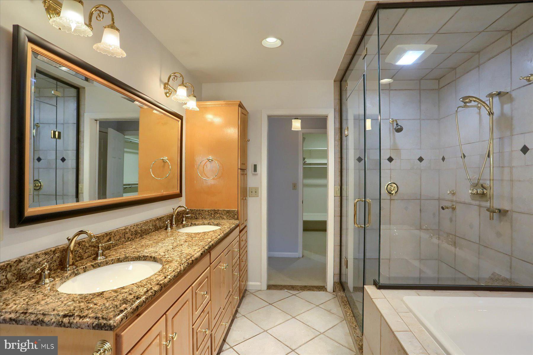 OAKMONT - Residential