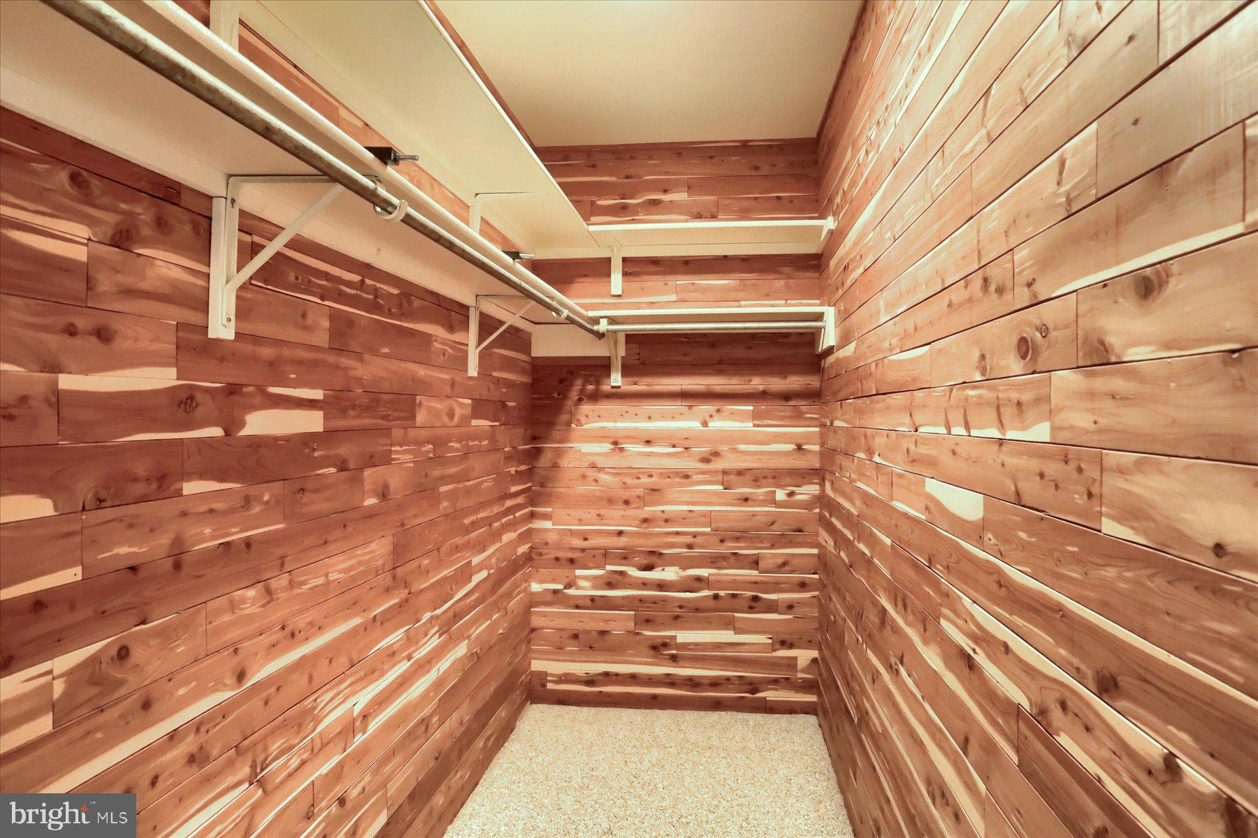 OAKMONT - Residential