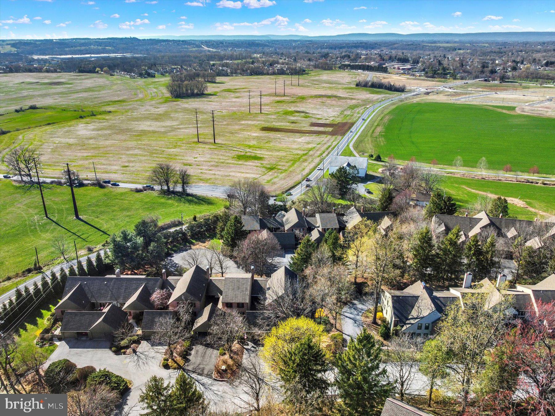 OAKMONT - Residential