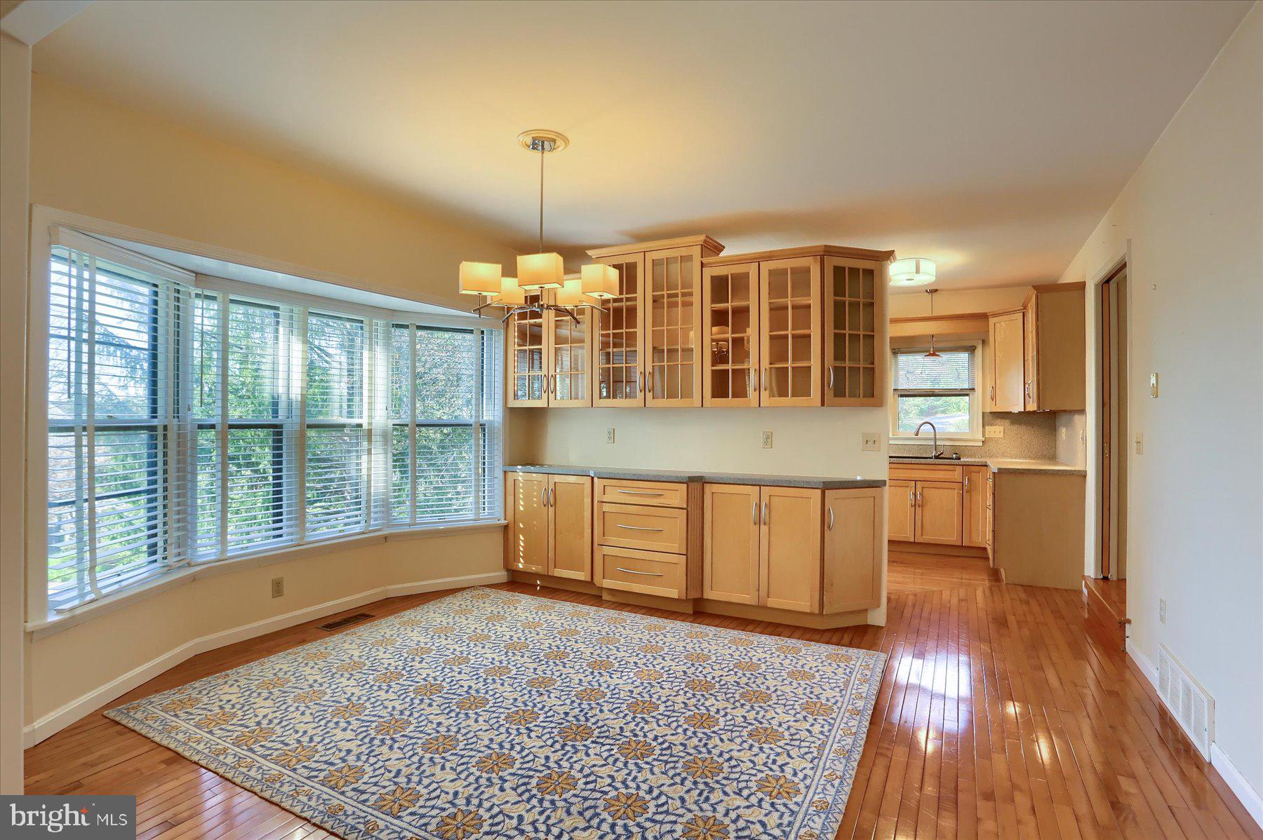 OAKMONT - Residential