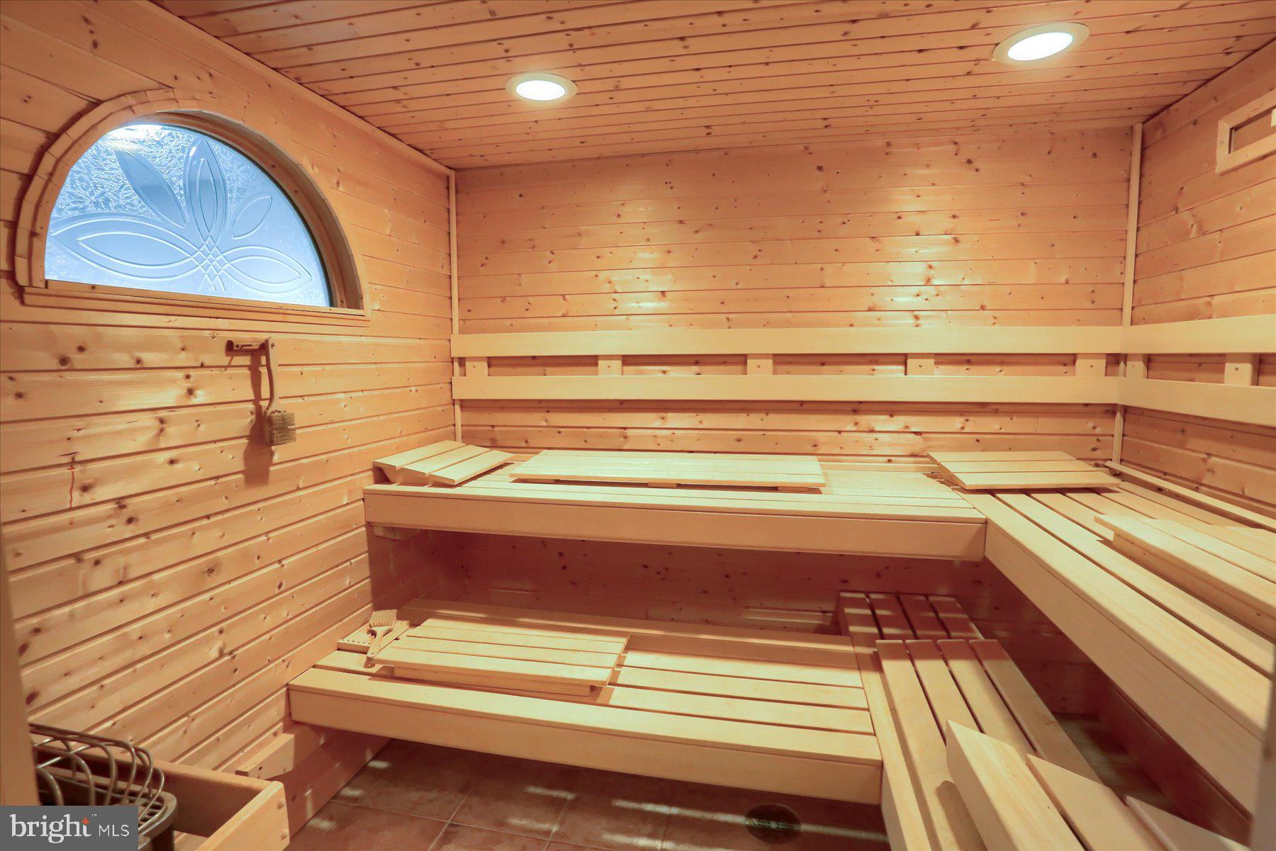 OAKMONT - Residential