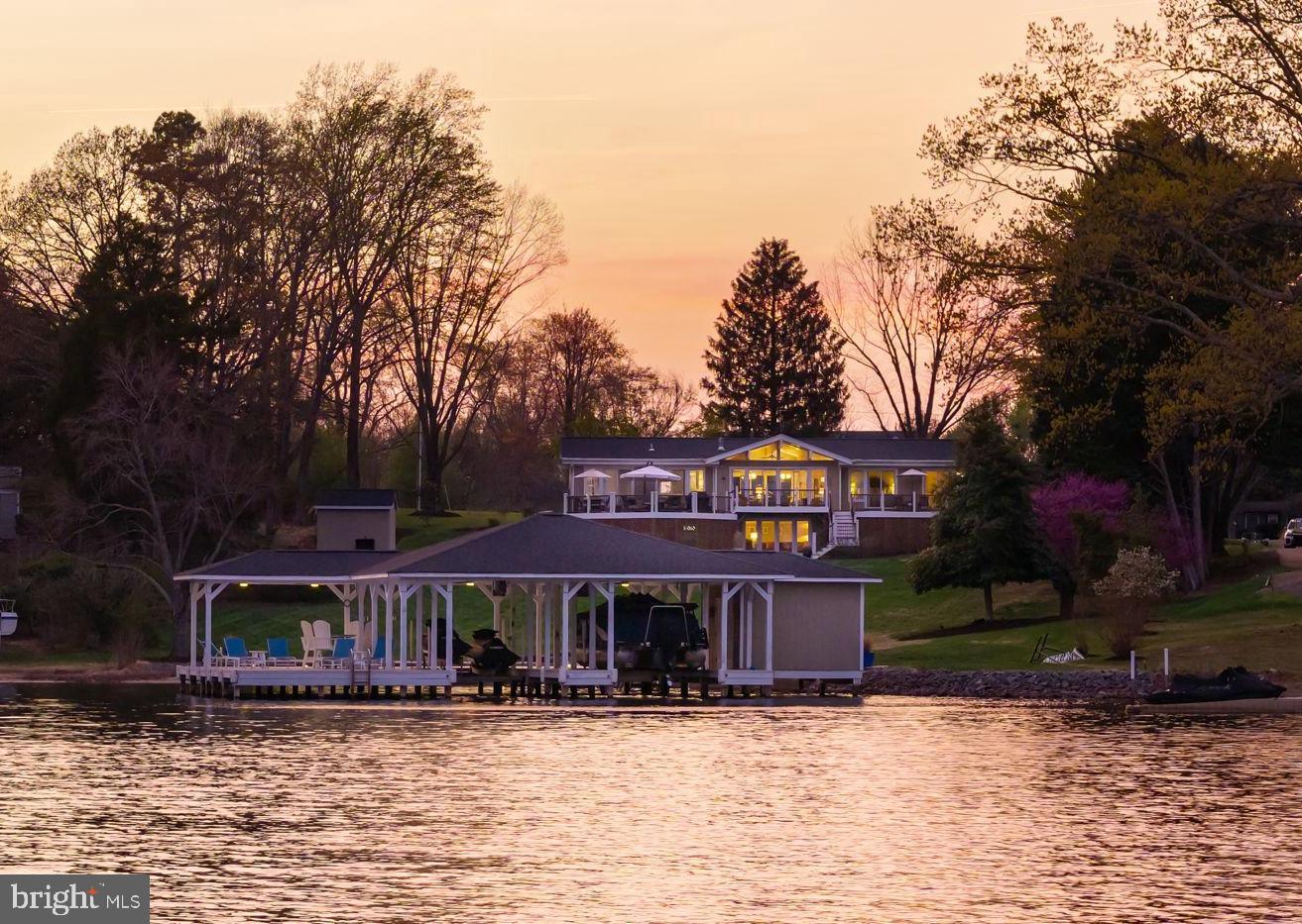 BEAR CASTLE - Residential