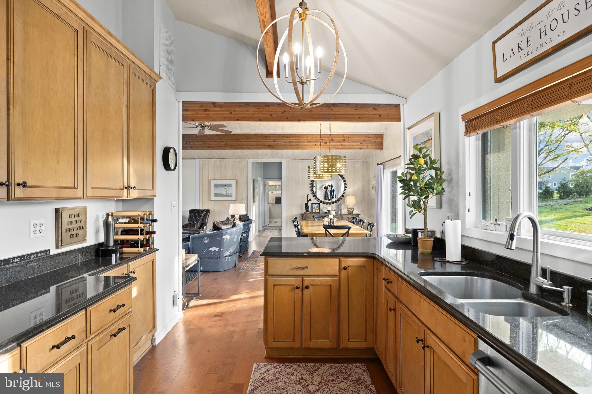 BEAR CASTLE - Residential