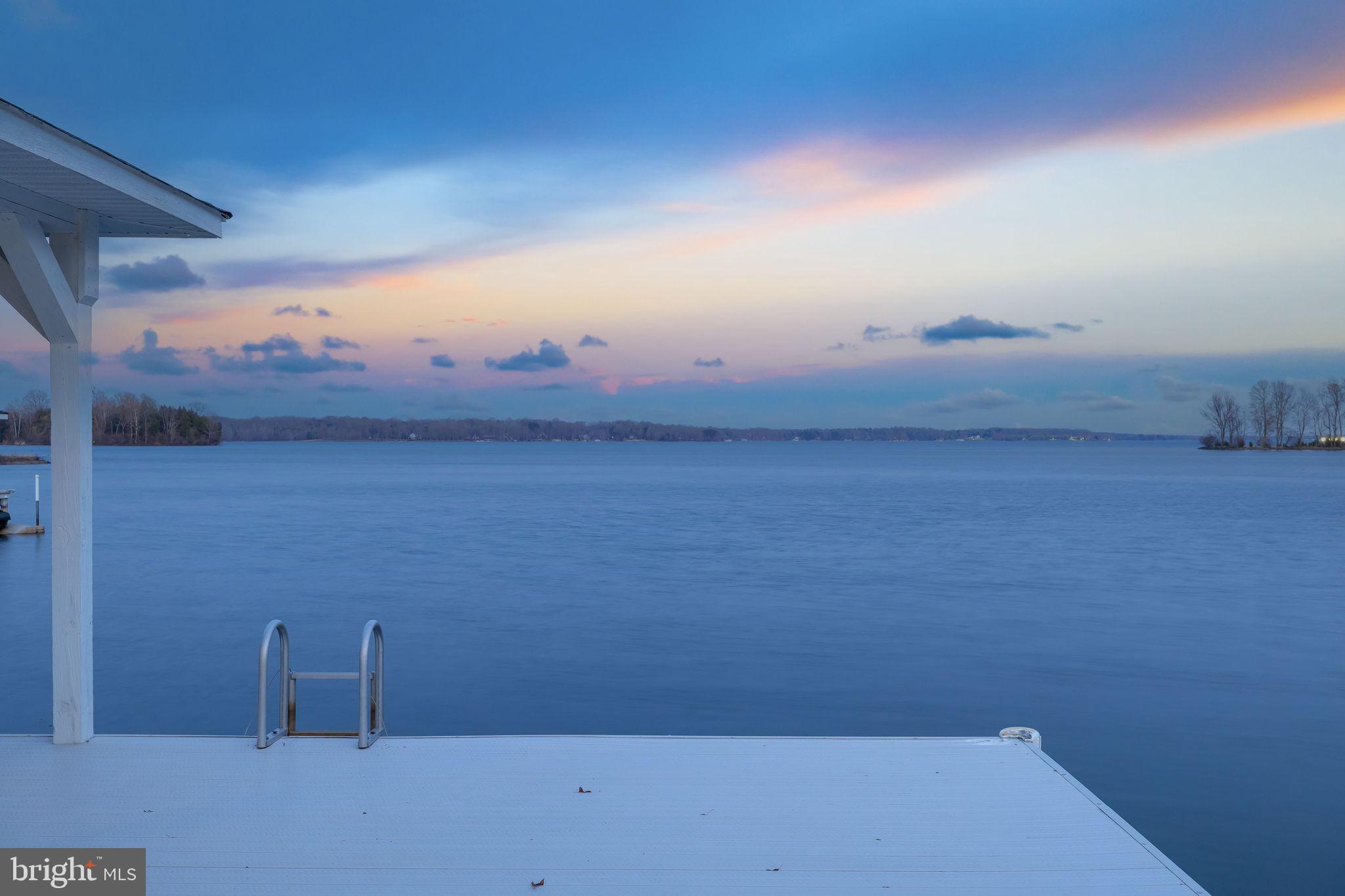 BEAR CASTLE - Residential