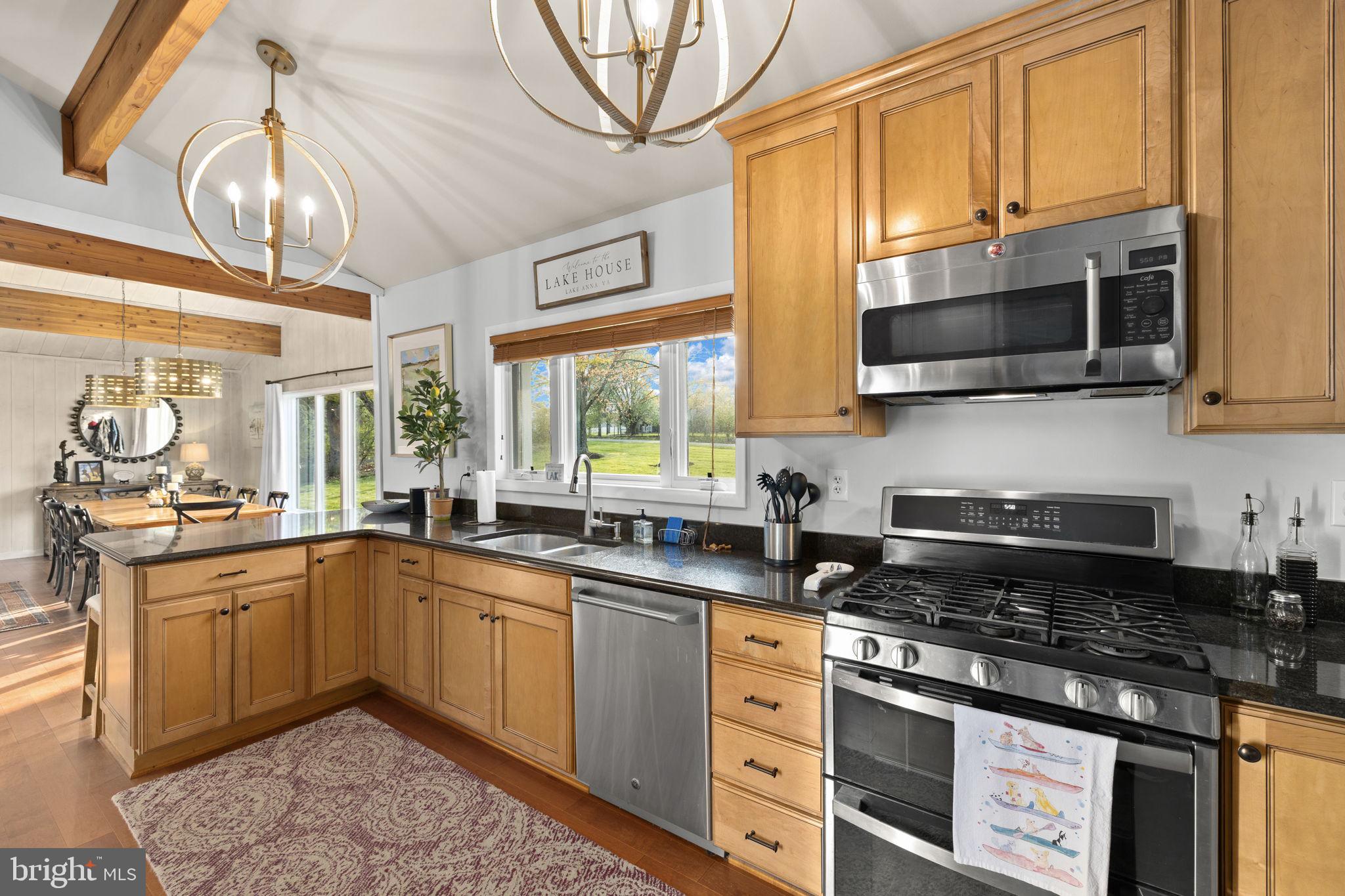 BEAR CASTLE - Residential