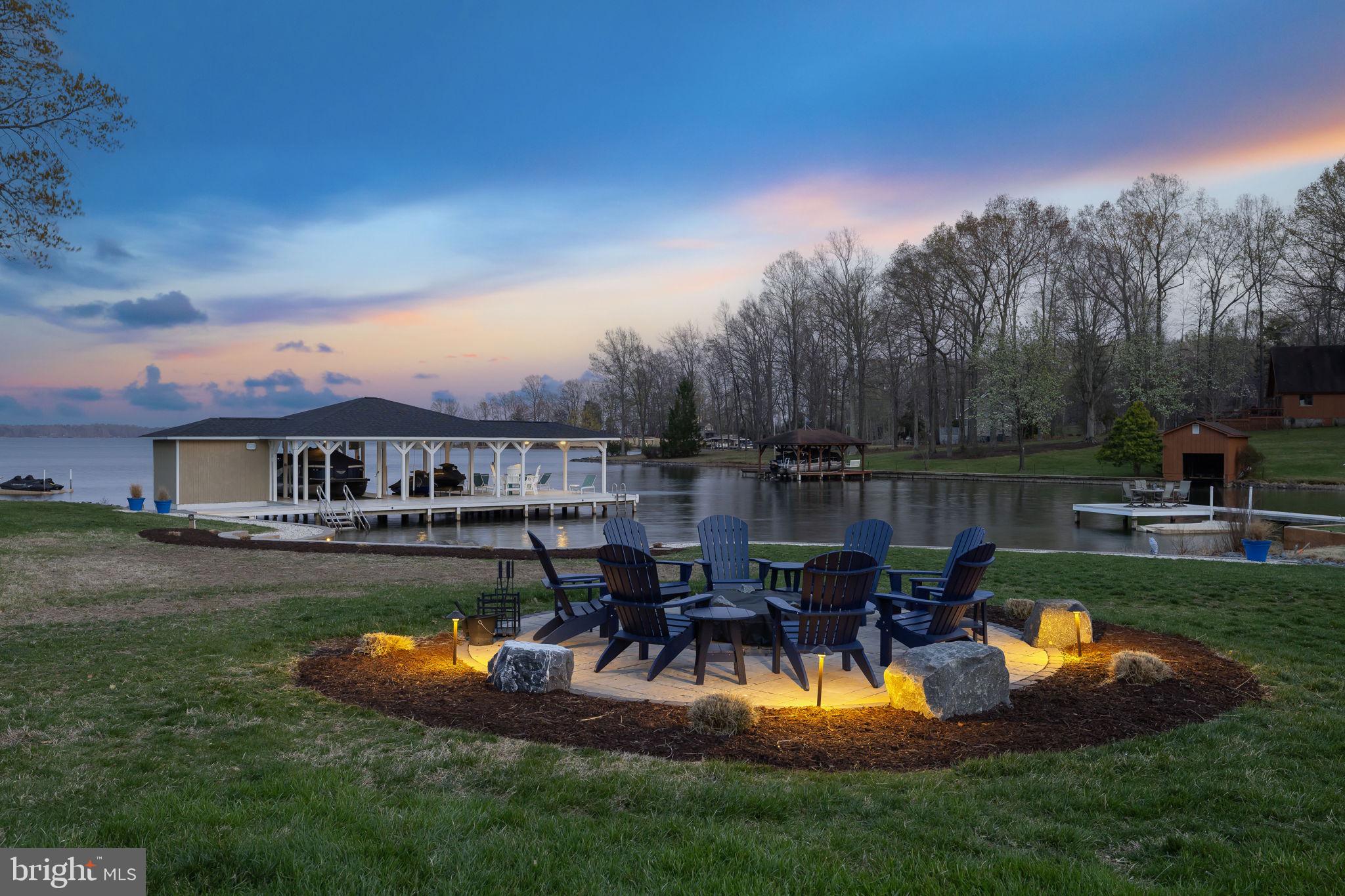 BEAR CASTLE - Residential