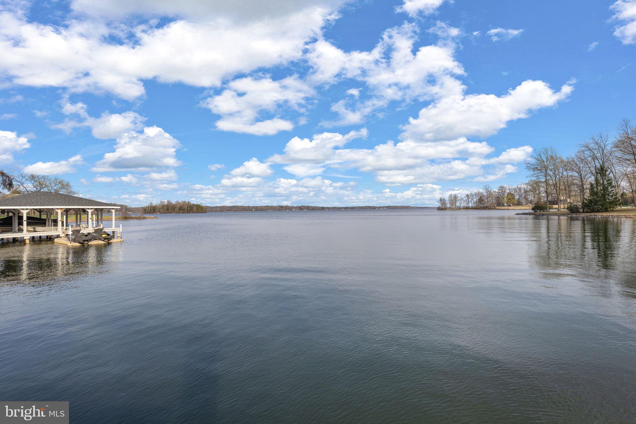 BEAR CASTLE - Residential