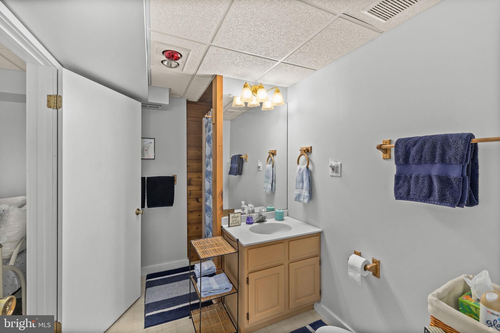 BEAR CASTLE - Residential