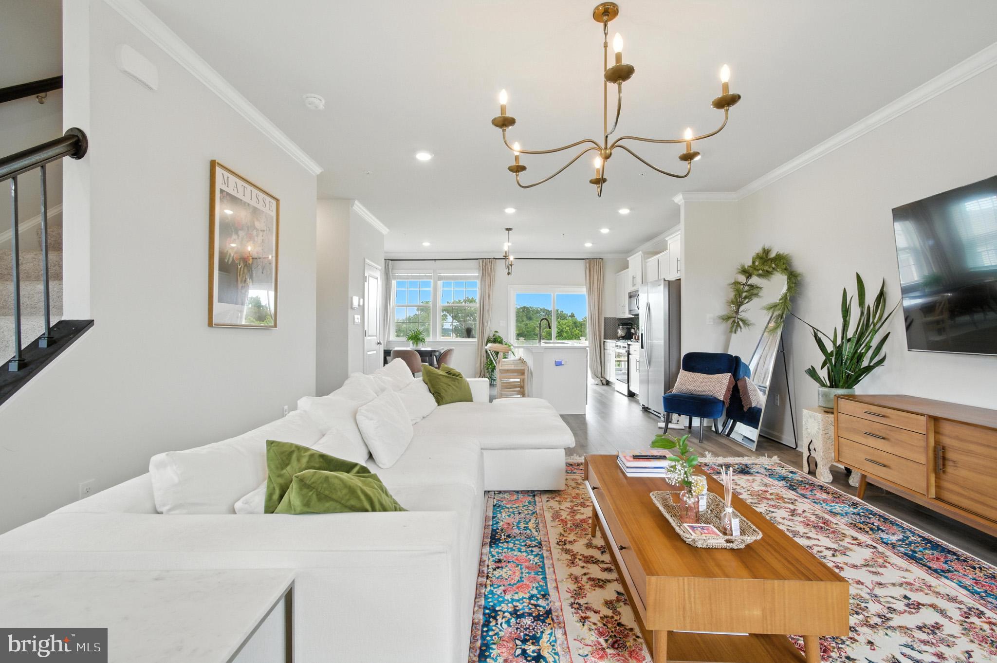 VILLAGES OF WHITE MARSH - Residential Lease